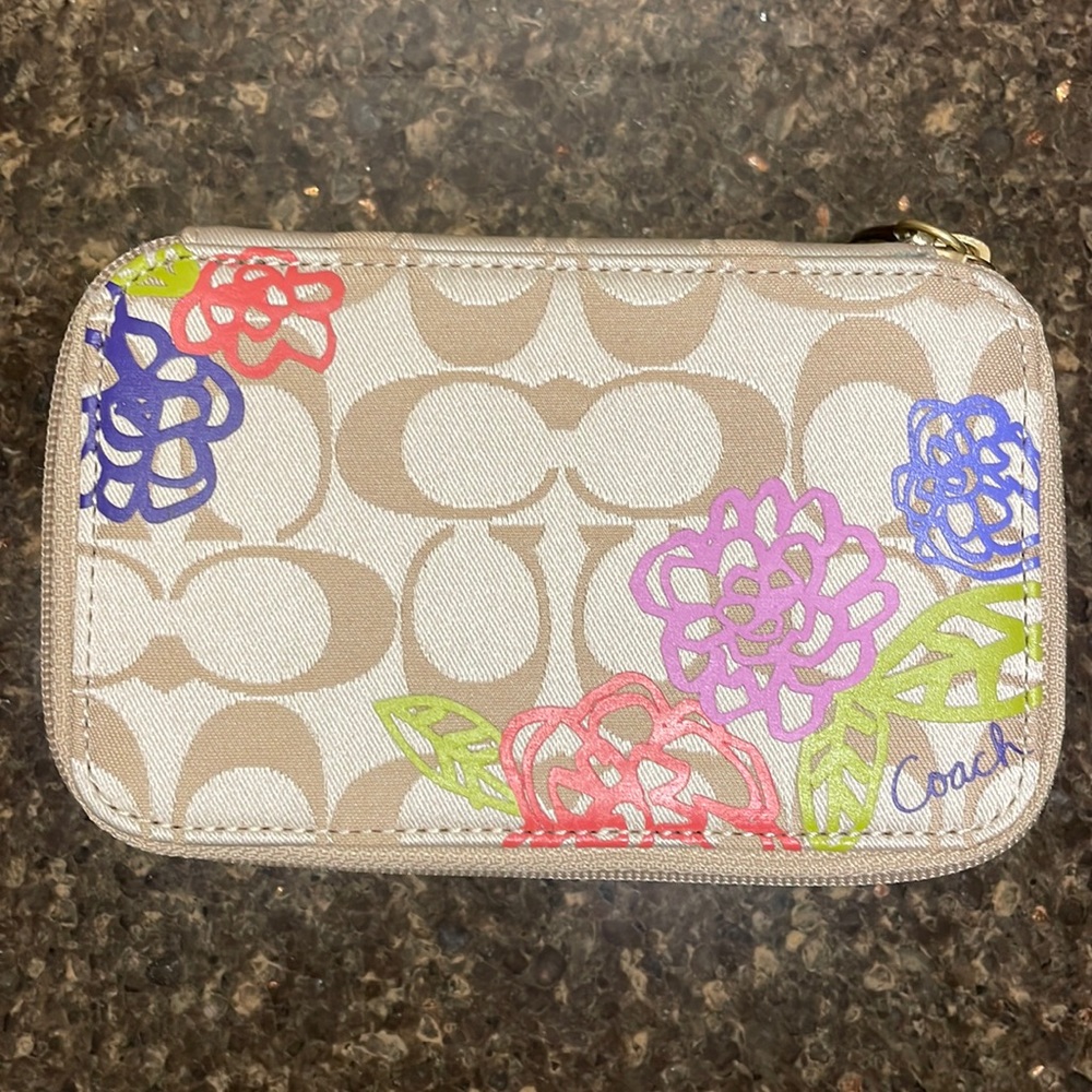 Coach Daisy Poppy Floral Travel Jewelry Case